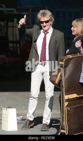 Rod Stewart outside ITV Studios  Featuring: Rod Stewart Where: London, United Kingdom When: 02 Oct 2015 Stock Photo