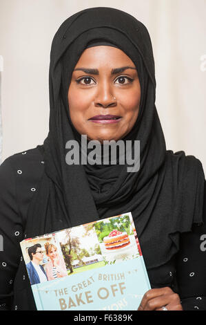 Great British Bake off photocall held at Waterstones Piccadilly.  Featuring: Nadiya Hussain Where: London, United Kingdom When: 08 Oct 2015 Stock Photo