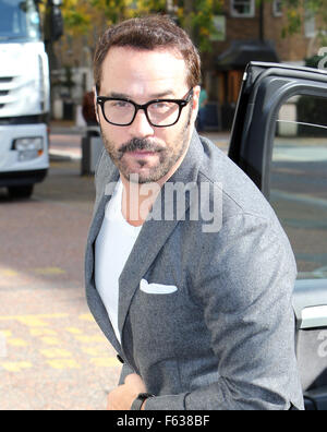 Jeremy Piven outside ITV Studios  Featuring: Jeremy Piven Where: London, United Kingdom When: 08 Oct 2015 Stock Photo