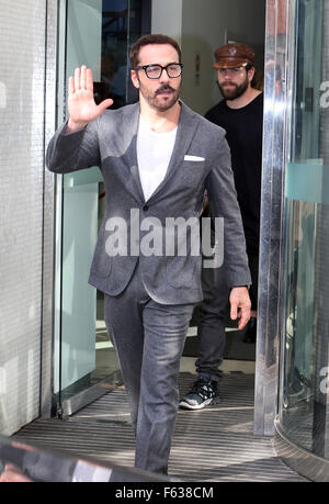 Jeremy Piven outside ITV Studios  Featuring: Jeremy Piven Where: London, United Kingdom When: 08 Oct 2015 Stock Photo