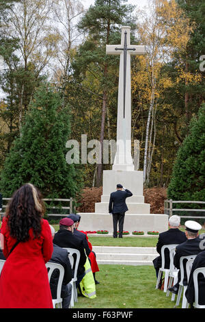 Canadian Section Brookwood Military Cemetery Armistice Day Ceremony; The Salute Stock Photo