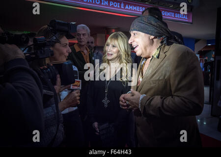 Rome, Italy. 11th Nov, 2015. American musician Steven Van Zandt and his wife Maureen Santoro attend a photocall at Cinema Adriano in Rome during the Roma Fiction Fest 2015. © Andrea Ronchini/Pacific Press/Alamy Live News Stock Photo