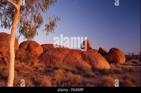 Devils Marbles Conservation Reserve (1802 hectare) reserve is 9km to the South of Wauchope in the Northern Territory, Australia Stock Photo