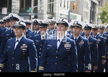 New York, USA. 11th Nov, 2015. Veterans from and representing all wars with US involvement march in the Veteran's Day Parade in New York City. Credit:  David Grossman/Alamy Live News Stock Photo