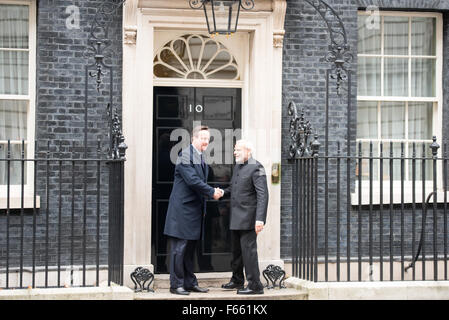 London, UK. 12th Nov, 2015. Indian Prime Minister Narendra Modi meets with UK Prime Minister David Cameron at 10 Downing Street on the 12th November 2015 Credit:  Ian Davidson/Alamy Live News Stock Photo
