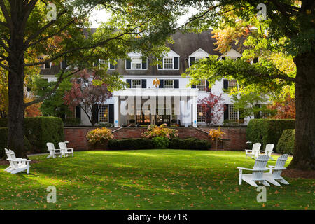 The luxury Woodstock Inn Resort, Woodstock, Vermont VT , New England USA Stock Photo