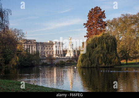 Buckingham Palace in the morning from St James's Park London Stock Photo