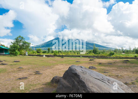 Mayon is a classic stratovolcano (composite) type of volcano with a small central summit crater. The cone is considered the worl Stock Photo