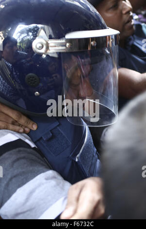 Narayanganj, Dhaka, Bangladesh. 13th Nov, 2015. The prime suspect in the murder of seven people on Apr 27, 2014, at Narayanganj, Noor Hossain, brought back home from India, taken to the court, Narayanganj, near Dhaka, Bangladesh, November 13, 2015. Narayanganj chief judicial magistrate Shahidul Islam ordered him to jail in 11 cases filed against him, as he was produced before the court. A former local Awami League leader, Hossain fled to India shortly after the abduction and murder of seven men, including former City councillor Nazrul Islam, on Apr 27, 2014. Nazrul Islam's in-laws have cl Stock Photo