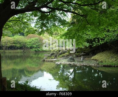 Scenic park views at Koishikawa Korakuen Gardens, Tokyo, Japan Stock Photo