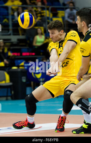Belchatow, Poland. 14th November 2015. Nicolas Marechal of PGE Skra Belchatow, receives the ball during a game against Lotos Trefl Gdansk in the Plus Liga Polish Professional Volleyball League. Team PGE Skra went on to win 3-0. Credit:  Marcin Rozpedowski/Alamy Live News Stock Photo