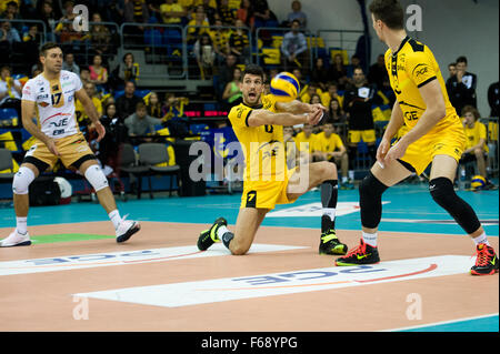 Belchatow, Poland. 14th November 2015. Facundo Conte of PGE Skra Belchatow, receives the ball during a game against Lotos Trefl Gdansk in the Plus Liga Polish Professional Volleyball League. Team PGE Skra went on to win 3-0. Credit:  Marcin Rozpedowski/Alamy Live News Stock Photo