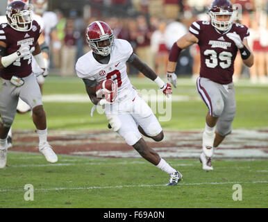 Starkville, MS, USA. 14th Nov, 2015. Alabama WR, Calvin Ridley runs for a touchdown during the NCAA Football game between the Mississippi State Bulldogs and the Alabama Crimson Tide at Davis Wade Stadium in Starkville, MS. Chuck Lick/CSM/Alamy Live News Stock Photo
