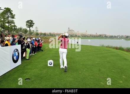 Shanghai, China. 15th Nov, 2015.  BYEONG HUN AN of South Korea during the BMW Masters round 4 at Lake Malaren Golf Club in Shanghai. Credit:  Marcio Machado/ZUMA Wire/Alamy Live News Stock Photo