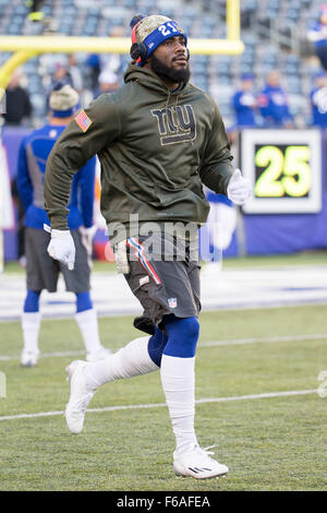 East Rutherford, New Jersey, USA. 15th Nov, 2015. New York Giants free safety Landon Collins (21) in action during warm-ups prior to the NFL game between the New England Patriots and the New York Giants at MetLife Stadium in East Rutherford, New Jersey. Christopher Szagola/CSM/Alamy Live News Stock Photo
