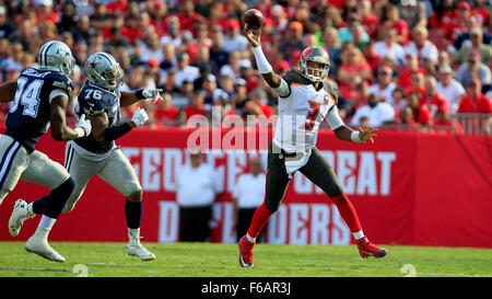 Tampa, Florida, USA. 15th Nov, 2015. DIRK SHADD | Times .Tampa Bay Buccaneers quarterback Jameis Winston (3) rolls out to pass against the Dallas Cowboys during fourth quarter action at Raymond James Stadium Sunday afternoon in Tampa (11/15/15) Credit:  Dirk Shadd/Tampa Bay Times/ZUMA Wire/Alamy Live News Stock Photo