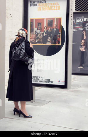 Street Style : The lady in black. Fashion Week Stock Photo