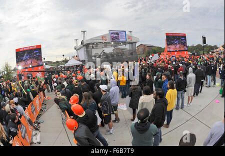 Waco, Texas, USA. 14th Nov, 2015. Fans gather behind the set of ESPN's College Gameday at McLane Stadium in Waco, Texas. Austin McAfee/CSM/Alamy Live News Stock Photo