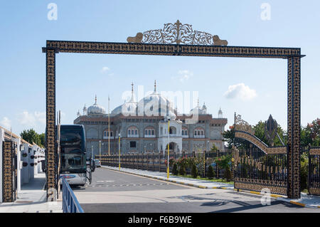 Entrance to Siri Guru Nanak Darbar Gurdwara Temple, Clarence Place, Gravesend, Kent, England, United Kingdom Stock Photo