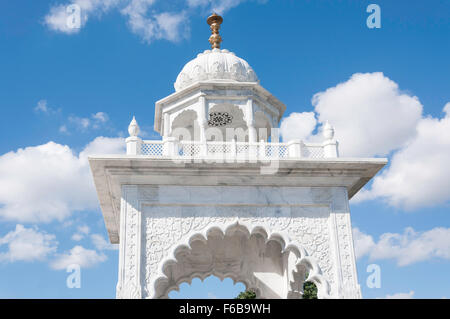 Entrance to Siri Guru Nanak Darbar Gurdwara Temple, Clarence Place, Gravesend, Kent, England, United Kingdom Stock Photo