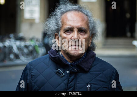 London, UK. 16th November, 2015. Aravindan Balakrishnan from the alleged extreme left-wing Maoist cult arrives at Southwark Crown Court to continue his trial on slavery charges and multiple counts of indecent assault Credit:  Guy Corbishley/Alamy Live News Stock Photo