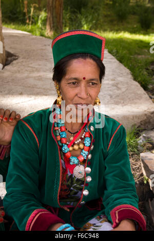 India, Himachal Pradesh, Spiti River valley, Tabo, woman from Kinnaur, dressed in tradtitional costume and hat Stock Photo