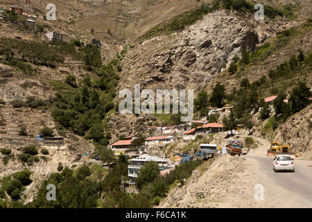 India, Himachal Pradesh, Kinnaur, Pooh village on Hindustan-Tibet Highway Stock Photo