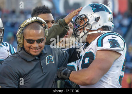 Nashville, TN, USA. 15th Nov, 2015. Carolina Panthers middle linebacker Luke Kuechly #59 is congratulated after recovering a fumble against the Tennessee Titans on November 15, 2015, at Nissan Stadium in Nashville, Tennessee. The Panthers defeated the Titans 27-10. Margaret Bowles/CSM/Alamy Live News Stock Photo