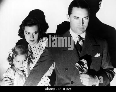 RELEASED: Apr 21, 1937 - Original Film Title: I Promise to Pay. PICTURED: CHESTER MORRIS, HELEN MACK. Stock Photo