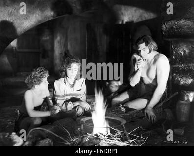RELEASED: Dec 26, 1943 - Original Film Title: Tarzan's Desert Mystery - PICTURED: JOHNNY WEISSMULLER. Stock Photo