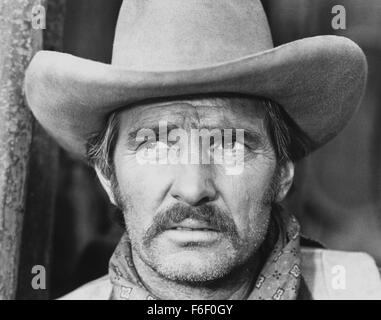 Jun 09, 1971; Hollywood, CA, USA; Actor DENNIS WEAVER as Erwin Ward in the Vic Morrow directed western, 'A Man Called Sledge.' Stock Photo