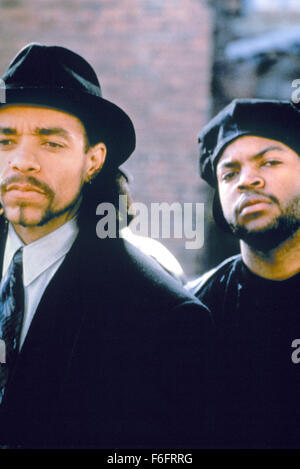 Ice Cube in Trespass – beautiful wall mural – Photowall