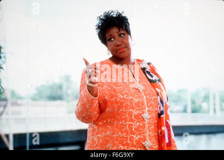 Feb 06, 1998; Los Angeles, CA, USA; Singer ARETHA FRANKLIN stars as Mrs. Murphy in the Universal Pictures musical comedy, 'Blues Brothers 2000.' Stock Photo
