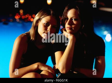 Aug 13, 1999; Bangkok, Thailand; Actresses CLAIRE DANES as Alice Marano and KATE BECKINSALE as Darlene Davis in 'Brokedown Palace'. Directed by Jonathan Kaplan. Stock Photo