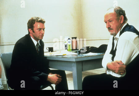 May 11, 2000; San Juan, Puerto Rico; THOMAS JANE (left) as Det. Felix Owens and GENE HACKMAN as Henry Hearst in the crime, drama, thriller film ''Under Suspicion'' directed by Stephen Hopkins. Stock Photo