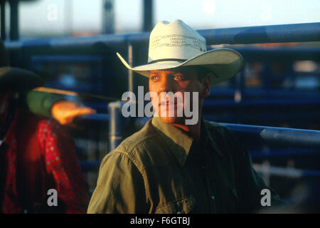 Jul 11, 2001; Hollywood, CA, USA; KIEFER SUTHERLAND as Hank Braxton in the romantic, western, drama ''Cowboy Up'' directed by Xavier Koller. Stock Photo