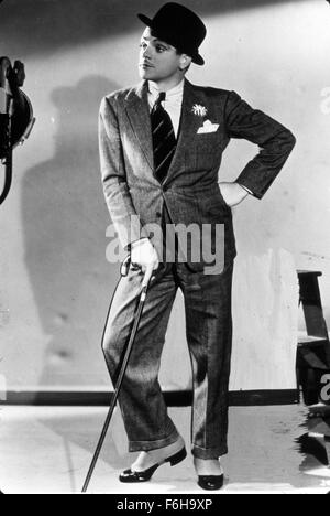 1933, Film Title: LADY KILLER, Pictured: ACCESSORIES, BOWLER, JAMES CAGNEY, CANE. (Credit Image: SNAP) Stock Photo