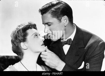 1938, Film Title: SISTERS, Director: ANATOLE LITVAK, Studio: WARNER, Pictured: BETTE DAVIS, ERROL FLYNN, ANATOLE LITVAK. (Credit Image: SNAP) Stock Photo