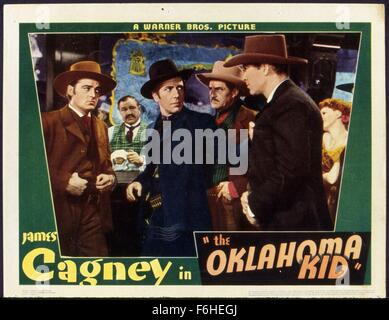 1939, Film Title: OKLAHOMA KID, Director: LLOYD BACON, Studio: WARNER, Pictured: LLOYD BACON, HUMPHREY BOGART, CLOTHING. (Credit Image: SNAP) Stock Photo