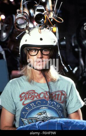 1992, Film Title: WAYNE'S WORLD, Director: PENELOPE SPHEERIS, Studio: PARAMOUNT, Pictured: DANA CARVEY. (Credit Image: SNAP) Stock Photo