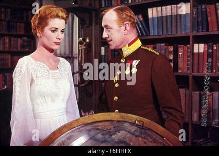 1956, Film Title: SWAN, Director: CHARLES VIDOR, Studio: MGM, Pictured: ALEC GUINNESS, GRACE KELLY. (Credit Image: SNAP) Stock Photo