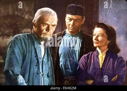 1944, Film Title: DRAGON SEED, Director: JACK CONWAY, Studio: MGM, Pictured: ASIAN MAKEUP, TURHAN BEY, GOATEE, KATHARINE HEPBURN, WALTER HUSTON, ORIENTAL. (Credit Image: SNAP) Stock Photo