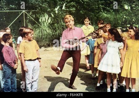 1960, Film Title: PLEASE DON'T EAT THE DAISIES, Director: CHARLES WALTERS, Studio: MGM, Pictured: DORIS DAY. (Credit Image: SNAP) Stock Photo