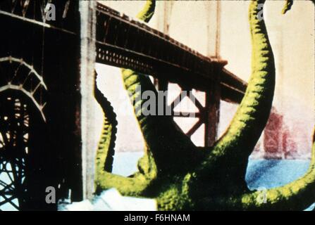 1955, Film Title: IT CAME FROM BENEATH THE SEA, Director: ROBERT GORDON, Studio: COLUMBIA, Pictured: BRIDGE, ITS & ALIENS! THINGS, OCTOPUS, GIANT, MONSTER, SEA MONSTER, CITY, ATTACK. (Credit Image: SNAP) Stock Photo