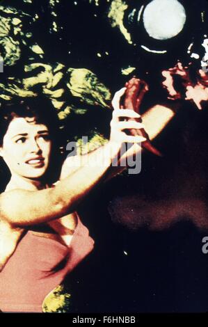 1957, Film Title: MONSTER THAT CHALLENGED THE WORLD, Director: ARNOLD LAVEN, Studio: UA, Pictured: AUDREY DALTON, ITS & ALIENS! THINGS, ATTACK, MONSTER, WORM, BLOOD, FEAR, SURVIVAL, DEFENCE, WOMEN (IN DANGER), VIOLENCE TOWARDS WOMEN, HORROR, SCI-FI, PHALLIC. (Credit Image: SNAP) Stock Photo