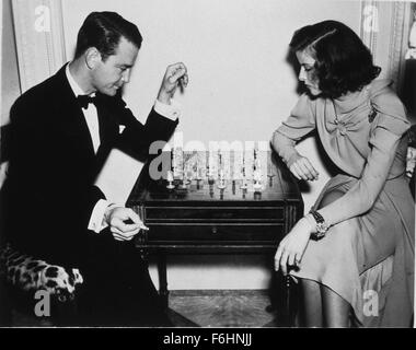 1938, Film Title: HOLIDAY, Director: GEORGE CUKOR, Studio: COLUMBIA, Pictured: LEW AYRES, CHESS GAME, KATHARINE HEPBURN, MOVIE SET. (Credit Image: SNAP) Stock Photo