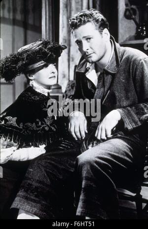 1938, Film Title: SISTERS, Director: ANATOLE LITVAK, Studio: WARNER, Pictured: BETTE DAVIS, ERROL FLYNN. (Credit Image: SNAP) Stock Photo