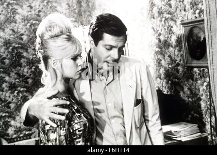 1962, Film Title: VERY PRIVATE AFFAIR, Director: LOUIS MALLE Stock Photo: 90132454 - Alamy