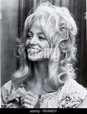 1972, Film Title: BUTTERFLIES ARE FREE, Director: MILTON KATSELAS, Studio: COLUMBIA, Pictured: 1972, GOLDIE HAWN, EATING, TONGUE, BOUFFANT, HAIR. (Credit Image: SNAP) Stock Photo