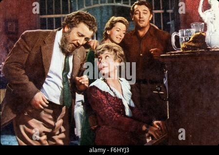 1960, Film Title: SUNDOWNERS, Director: FRED ZINNEMANN, Studio: WARNER, Pictured: GLYNIS JOHNS, DEBORAH KERR, ROBERT MITCHUM, PETER USTINOV. (Credit Image: SNAP) Stock Photo